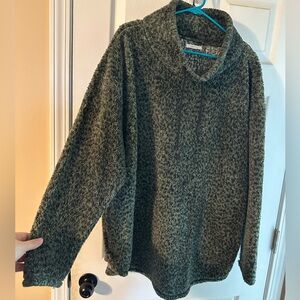 Green cheetah print Sherpa pullover sweatshirt Maurice’s